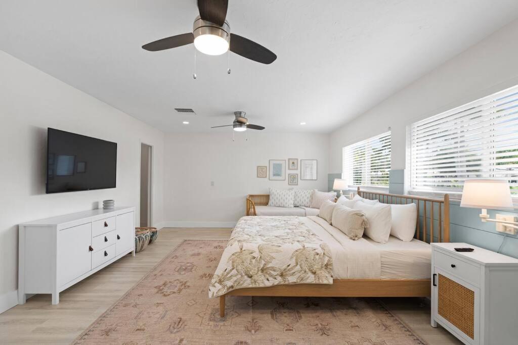 Waterfront-Heated Pool-Mini Golf-Game Room-2Mi Beach Fort Lauderdale Eksteriør billede