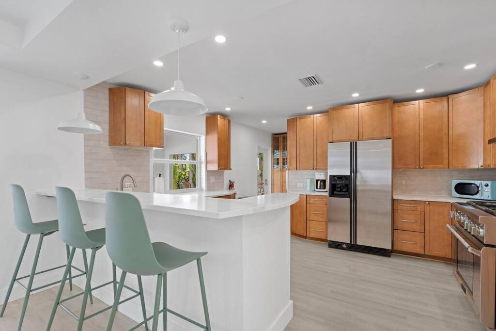 Waterfront-Heated Pool-Mini Golf-Game Room-2Mi Beach Fort Lauderdale Eksteriør billede