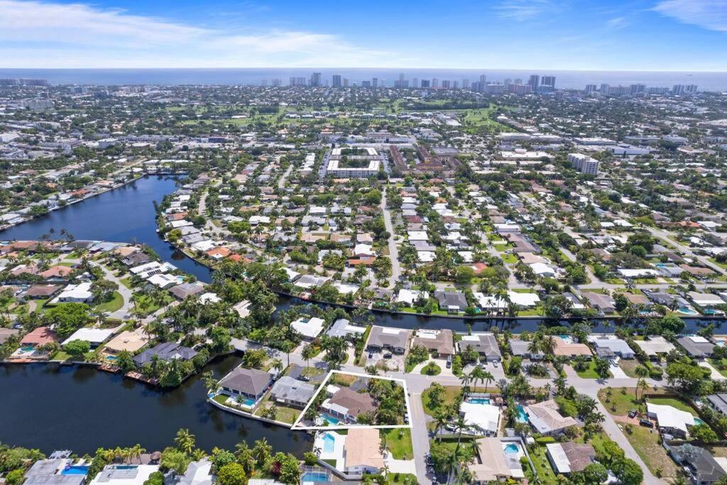 Waterfront-Heated Pool-Mini Golf-Game Room-2Mi Beach Fort Lauderdale Eksteriør billede